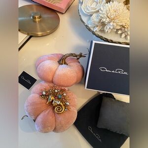 Oscar de la Renta gold brooch with crystal and pearl Embellishments.